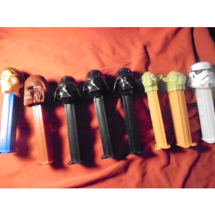 LOT of 8 Loose STAR WARS Feeted PEZ Dispensers! $15.00 or Best Offer!!