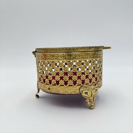 Vtg Ormolu Style Hollywood Regency Footed Circular Jewelry Box Red Velvet Ornate