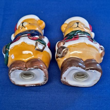 Christmas BEAR SALT & PEPPER SHAKER Set Santa Wreath Lantern Holiday 3 1/2"