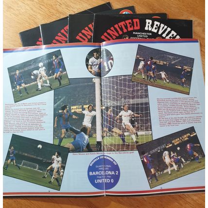 X 5 Manchester United Vintage Football Programmes. No's 5/7/22/25/27