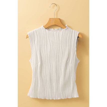 White Solid Color Wavy Textured Round Neck Tank Top