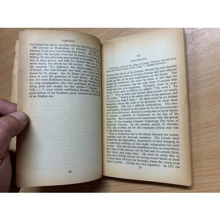 1937 "DISRAELI" ANDRE MAUROIS PENGUIN BIOGRAPHY PAPERBACK BOOK (P2)