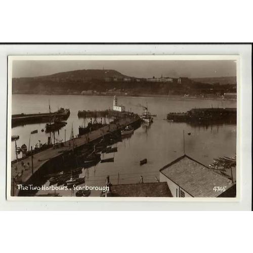 Yorkshire SCARBOROUGH Two Harbours Postcard (4745)