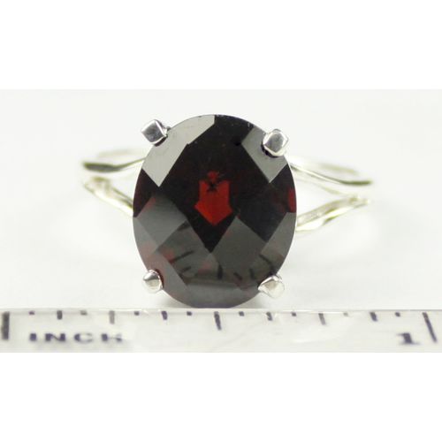 Mozambique Garnet, 925 Sterling Silver Ring, SR132