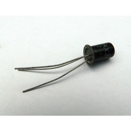 3AX31B Germanium PNP Transistor Fuzz Box Radio AC125 AC126 AC128 OC75 OC71 OC81