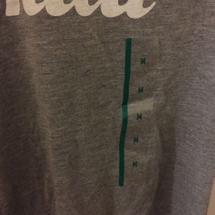 NEW Modern Lux Women's Medium Heather Gray T-Shirt