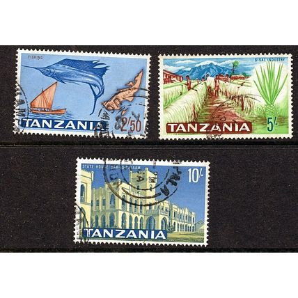 Tanzania QEII 1954 sg128/34,136/40 - FU