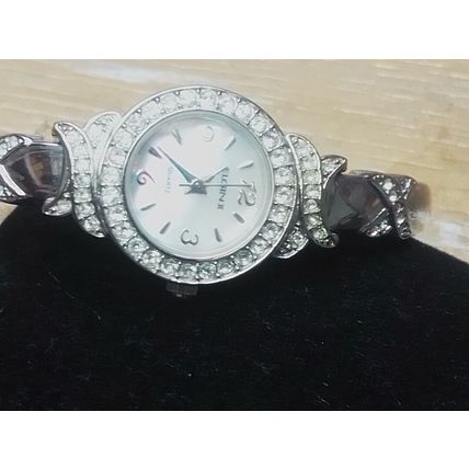 ELGIN II Crystal Rhinestone Bangle Bracelet Ladies Watch Silver- New Battery