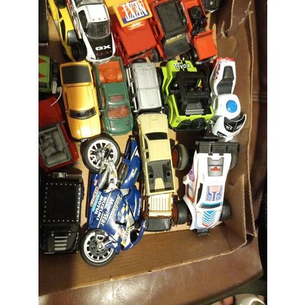 34 Model Cars some Diecast Matchbox Care Jeeps Motorbike push toy etc