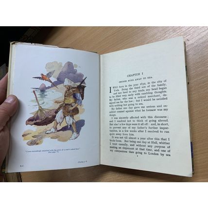 VINTAGE DANIEL DEFOE THE ADVENTURES OF ROBINSON CRUSOE ILLUSTRATED BOOK (P4) AA