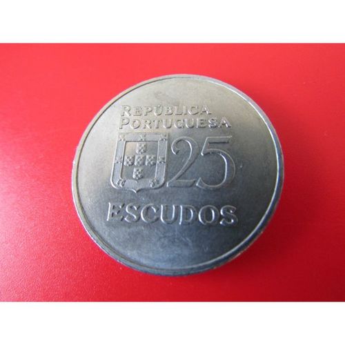 1980 PORTUGAL TWENTY FIVE ESCUDOS FREE POST. AE