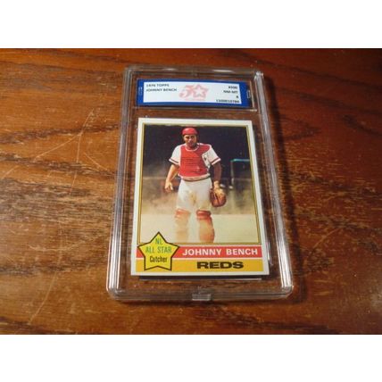 1976 Topps, Graded Near Mint 8, JOHNNY BENCH, Reds, HOF