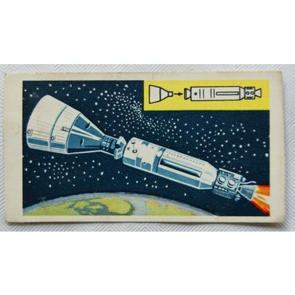 Lyons Maid All Systems Go card No. 38 Link-up in Space