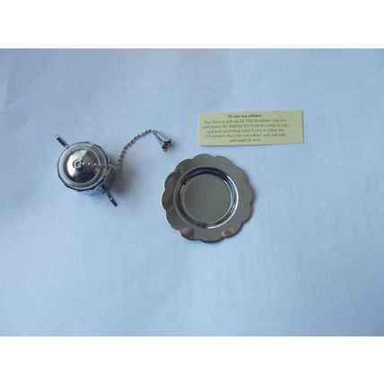 STRAINER /TEAPOT STYLE WITH LITTLR DRIP DISH (09/01)