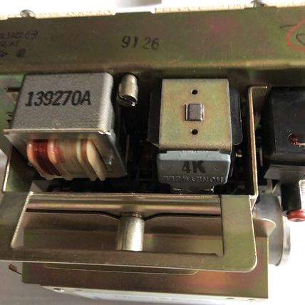 Cleaver Brooks CB 40,HONEYWELL R4140L1022,CB40,CLEAVER BROOKS 833-2201,120V,ED