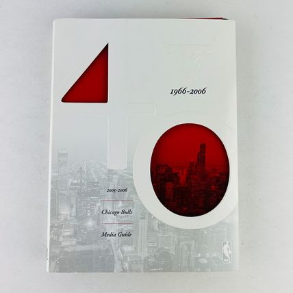 Chicago Bulls 40th Anniversary Media Guide 1966-2006