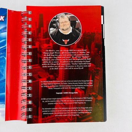 Chicago Bulls 40th Anniversary Media Guide 1966-2006
