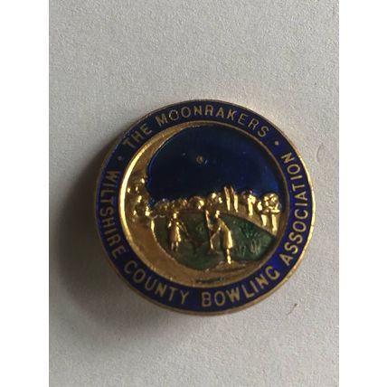 Moonrakers Wiltshire county association bowling bowls badge