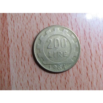 Italy 1984 200 Lire Coin