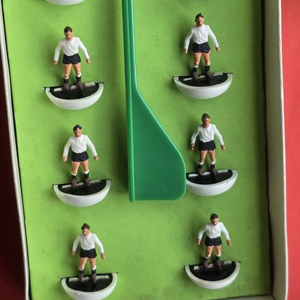 Subbuteo HW TEAM AUSTRIA FULHAM GERMANY COMPLETE SET