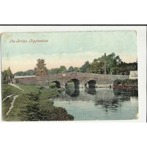 Bedfordshire BIGGLESWADE Bridge Postcard by Valentine