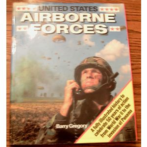 UNITED STATES AIRBORNE FORCES :: Oversized HB w/ DJ