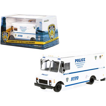 1993 Grumman Olson Van White "Life Safety Systems Division" NYPD "New York Ci...