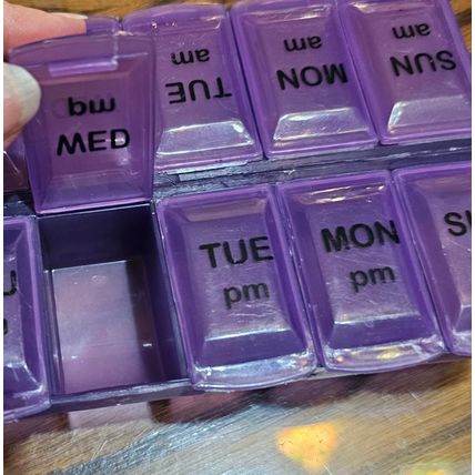 Purple 7-Day AM/PM Plastic Pill Tray, Medicine Organizer & Portable Box