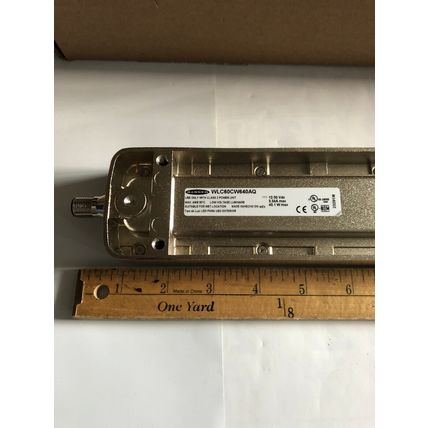 NEW BANNER WLC60CW640AQ HEAVY DUTY INDUSTRIAL LED LIGHT 86889,AC