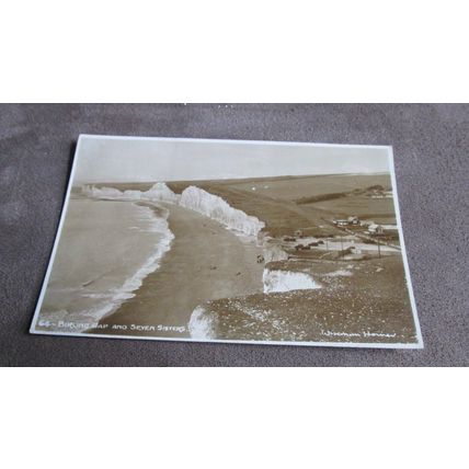 1950s Postcard - old cars @ Birling Gap & Seven Sisters -Nr Eastbourne, Sussex