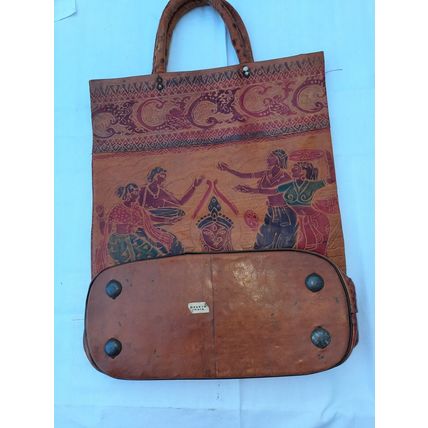 VINTAGE LEATHER "INDIA" PRINT BAG