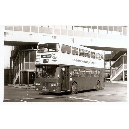 Black & White Photograph of Newport Corporation Transport - MDW 385G