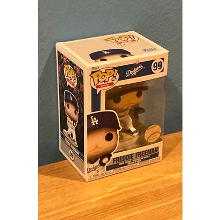 Funko Pop! MLB: LA Dodgers - Freddie Freeman #99 Vinyl Figure (Box & Protector)