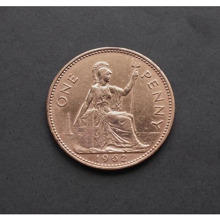 1962 Queen Elizabeth II Great Britain Bronze One Penny