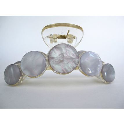 Large silver gray shiny shell effect hair claw clip