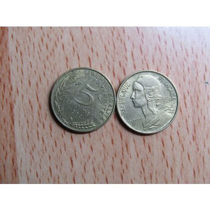 France Republic 1972 5 Centimes Coin