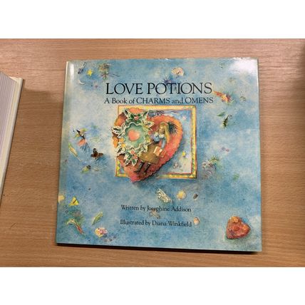 1987 "LOVE POTIONS - A BOOK OF CHARMS & OMENS" VINTAGE HARDBACK BOOK (P3)