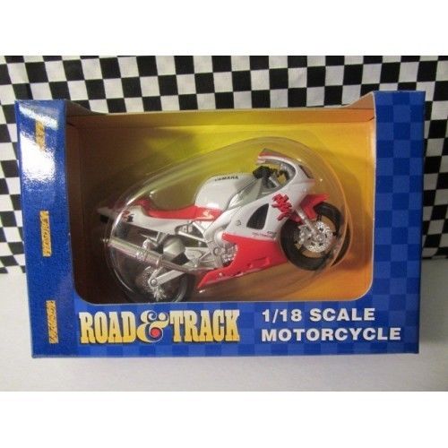 1/18 SCALE MAISTO ROAD & TRACK YAMAHA YZF DELTABOX II MOTORCYCLE.
