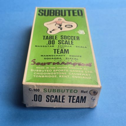 VINTAGE SUBBUTEO HW HEAVYWEIGHT NUMBER 9 BOX SUNDERLAND SHEFFIELD UTD BRENTFORD