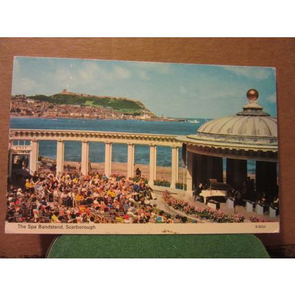 THE SPA BANDSTAND, SCARBOROUGH, YORKSHIRE unused postcard by E T W Dennis =
