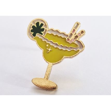 Novelty Cute Margarita Cocktail Glass Metal Lapel Pin Badge For Suits Bartender