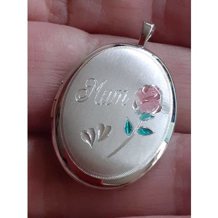 Vintage 1980-s 925 Sterling Silver Locket Pendant MUM & 18 Inch Chain.