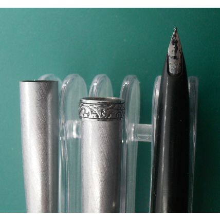 Lady Sheaffer 620 Brushed Steel With Florentine Fountain Pen & Pencil Boxed Set