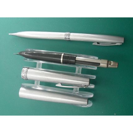 Lady Sheaffer 620 Brushed Steel With Florentine Fountain Pen & Pencil Boxed Set