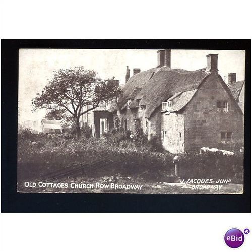 Worcestershire BROADWAY Church Row Postcard by Jacques