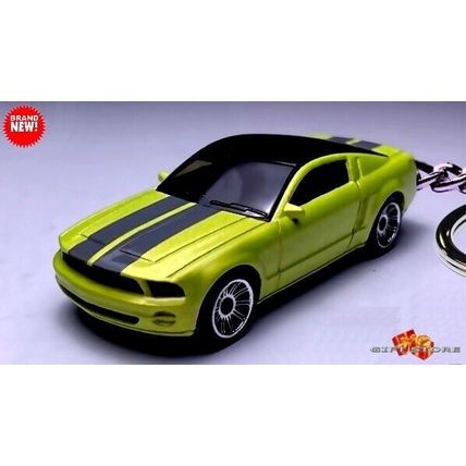 RARE KEYCHAIN GREEN FORD MUSTANG GT GREAT GIFT For BACKPACK/DESK DISPLAY