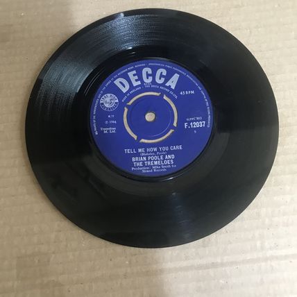 BRIAN POOL - Tell me how you care - Three bells - F. 12037