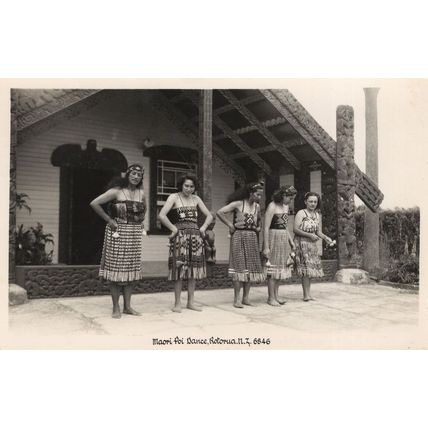 Women Maori Poi Dance Rotorua New Zealand RPC Postcard