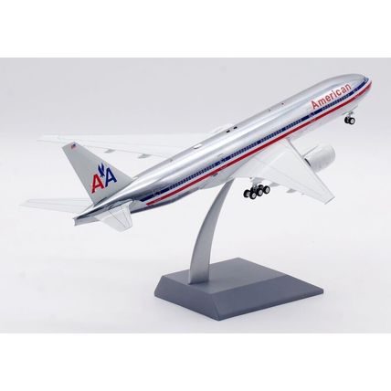 B777-200 AMERICAN AIRLINES REG: N779AN W/STAND - INFLIGHT 200 IF772AA0922P 1/200