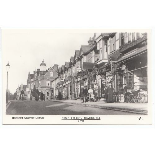 High Street Bracknell Berkshire County Library Reproduction Postcard BK4